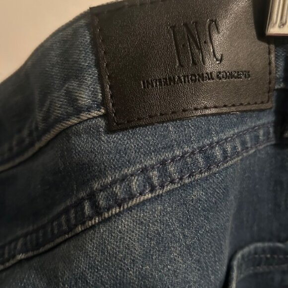 INC International Concept tapered fit 5 pocket denim jeans, size 38/30 - Picture 5 of 6